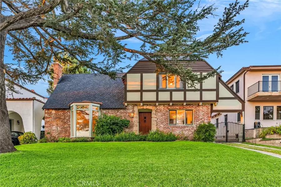 869 Cumberland RD, Glendale, CA 91202