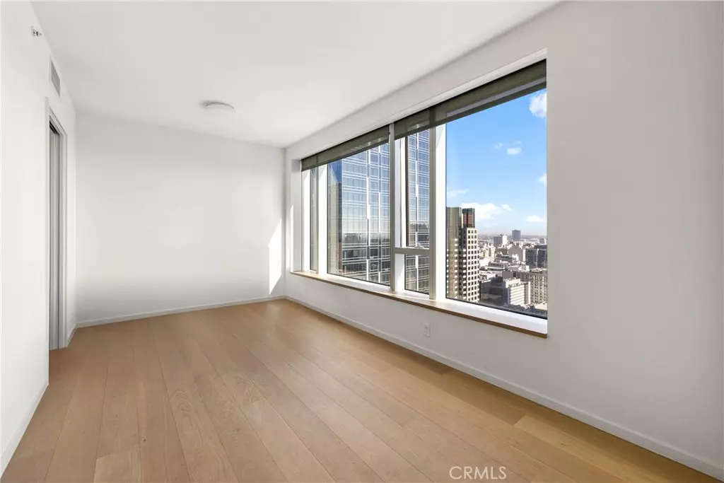 Los Angeles, CA 90017,889 Francisco ST #3305