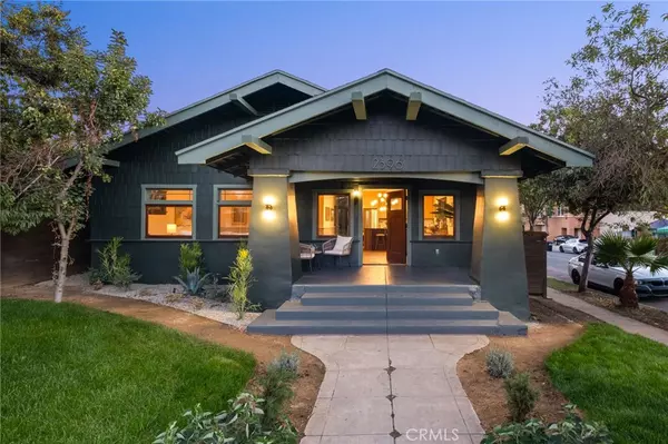 2396 W 31st ST, Los Angeles, CA 90018