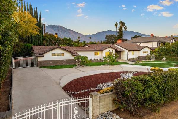 Arcadia, CA 91006,451 W Foothill