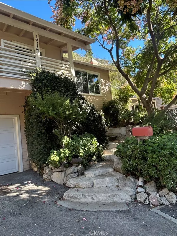 Los Angeles, CA 90046,1916 Weepah WAY