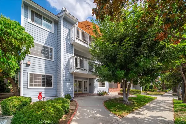 230 S Madison Ave #207, Pasadena, CA 91101