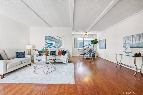 Alhambra, CA 91801,999 E Valley #92