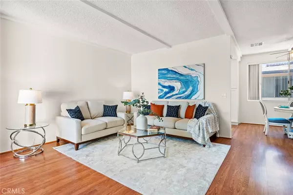 Alhambra, CA 91801,999 E Valley #92