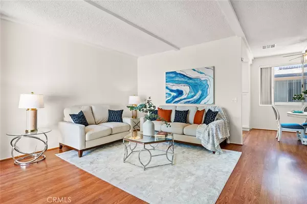 Alhambra, CA 91801,999 E Valley #92