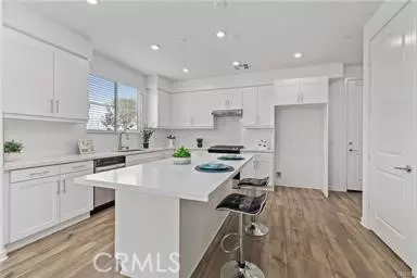 South El Monte, CA 91733,45 Aria ST