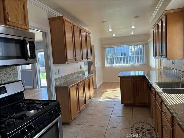 Sun Valley, CA 91352,12410 Jerome