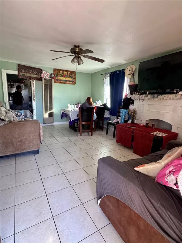 Pico Rivera, CA 90660,4748 Pine ST