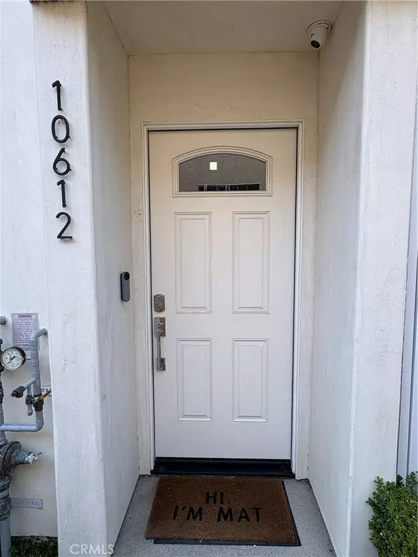 10612 W Kareen CT, North Hollywood, CA 91602