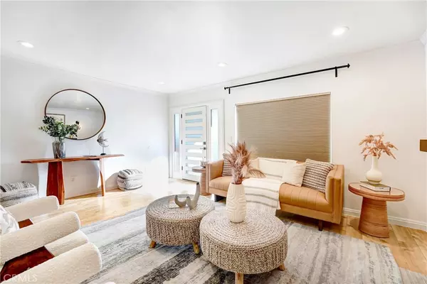 Los Angeles, CA 90032,5217 Navarro