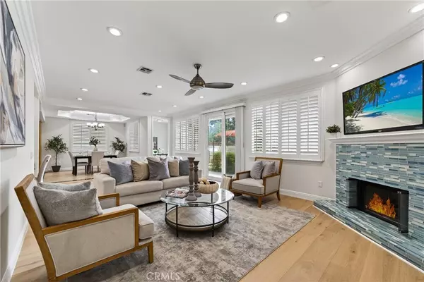 Temple City, CA 91780,9538 Wendon ST