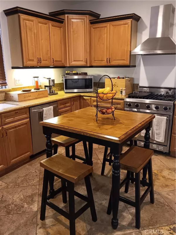 Ventura, CA 93001,2257 Pierpont BLVD