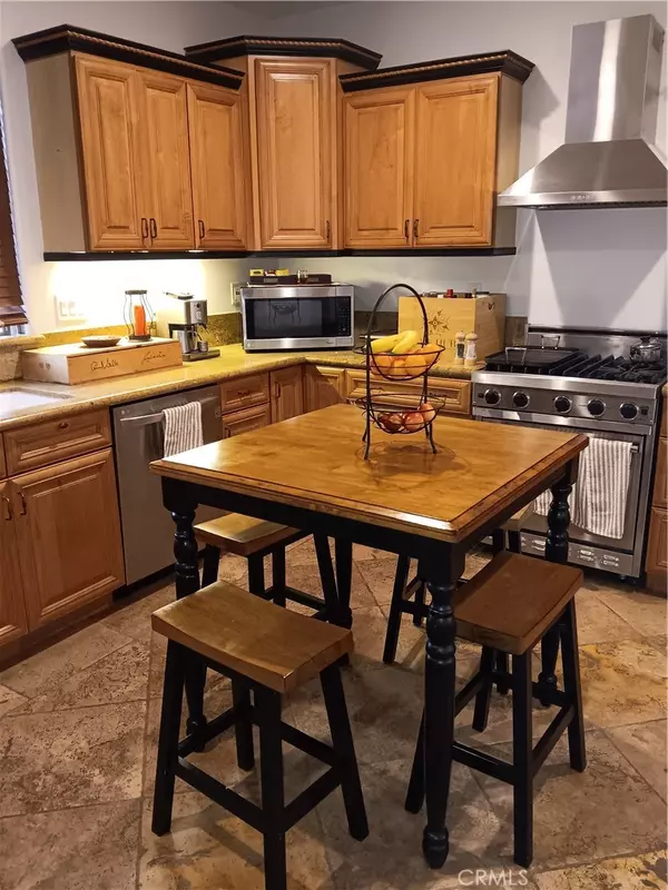 Ventura, CA 93001,2257 Pierpont BLVD