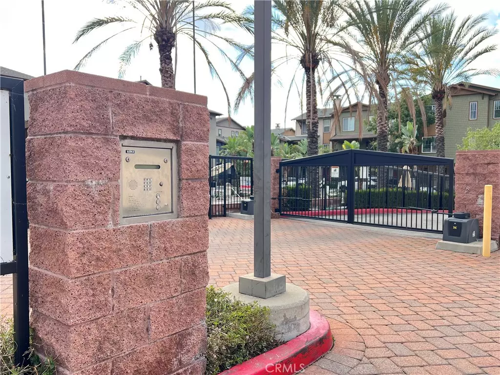 Azusa, CA 91702,713 S Azusa AVE #C