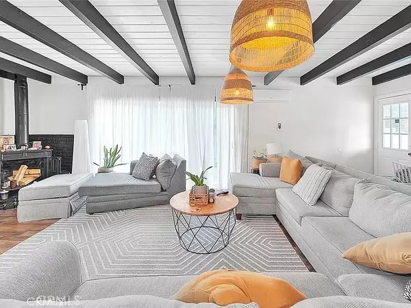 West Covina, CA 91790,1027 West Durness Street