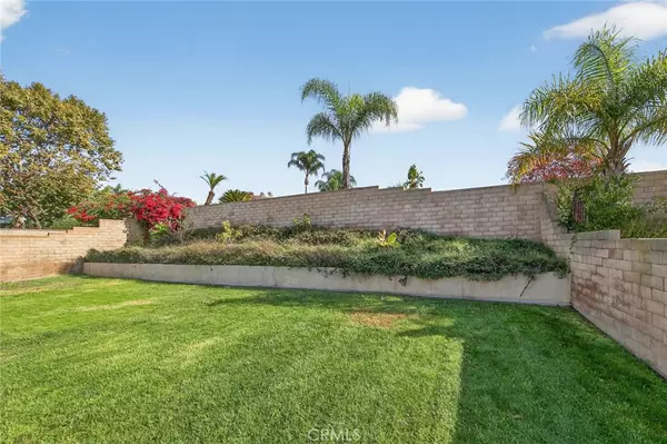 Yorba Linda, CA 92886,4640 Via Frondosa