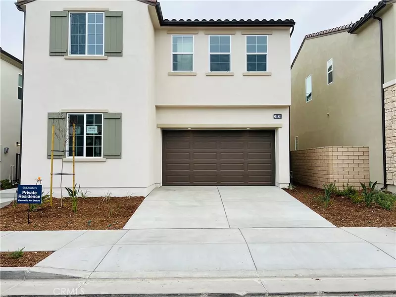 28526 Damson, Saugus, CA 91350