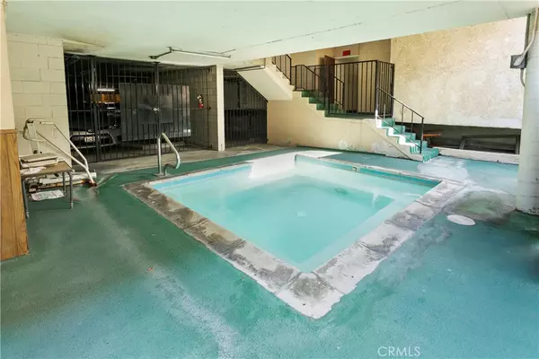 Burbank, CA 91501,444 E Verdugo AVE #6