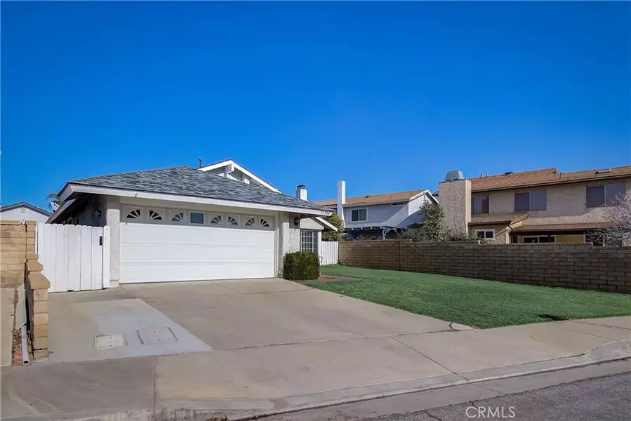 27534 Saffron LN, Saugus, CA 91350