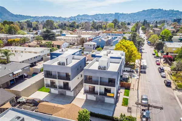 North Hollywood, CA 91601,5132 Riverton AVE