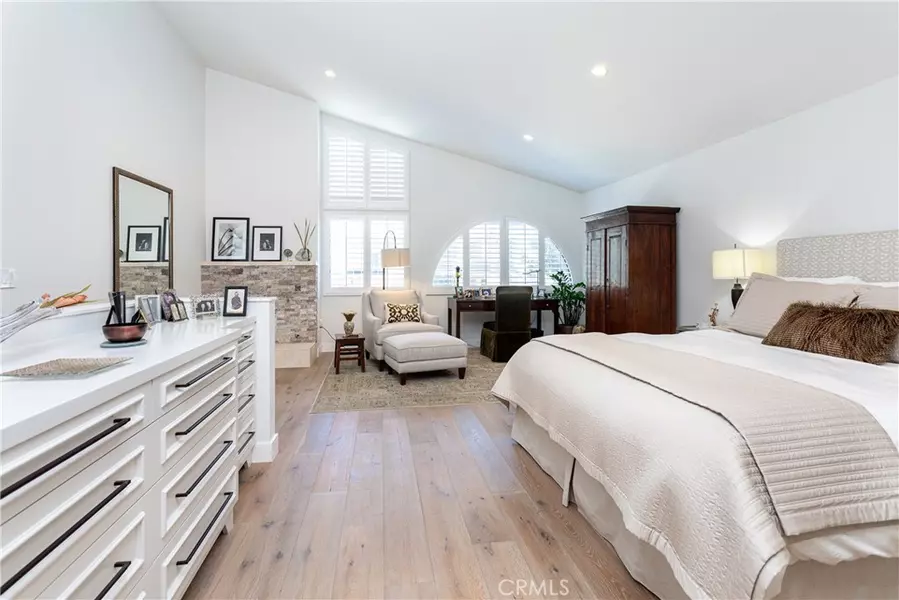 10926 Bluffside DR #9, Studio City, CA 91604