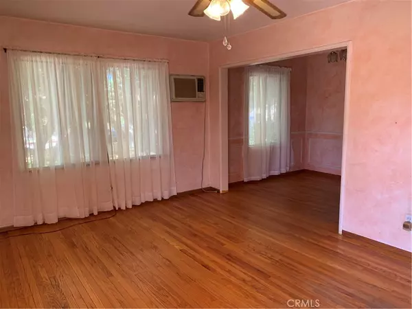 Sun Valley, CA 91352,7754 Arcola AVE