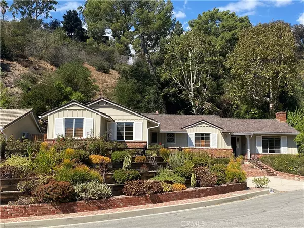 3393 Vickers DR, Glendale, CA 91208