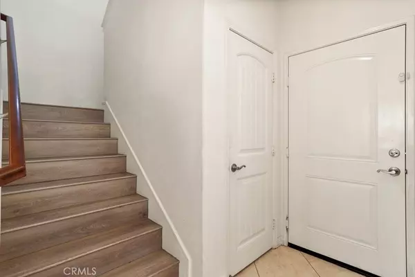 Newbury Park, CA 91320,58 Secret Hollow LN