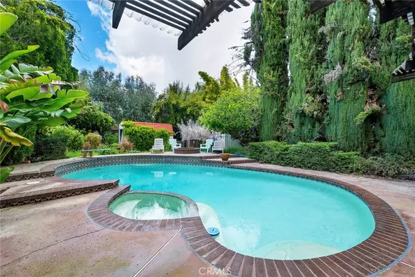 Tarzana, CA 91356,5249 Mecca AVE