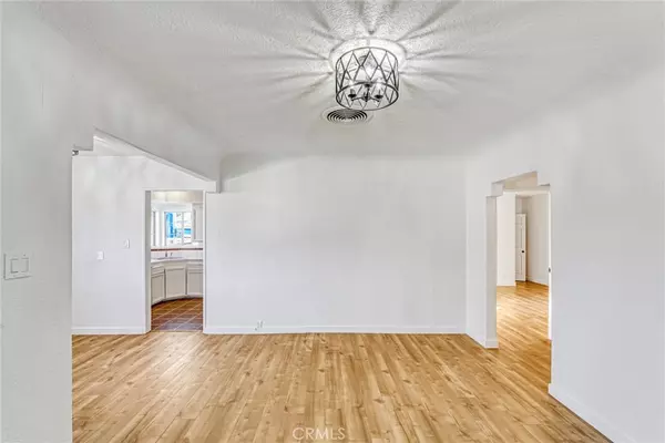 Granada Hills, CA 91344,17208 Kingsbury ST