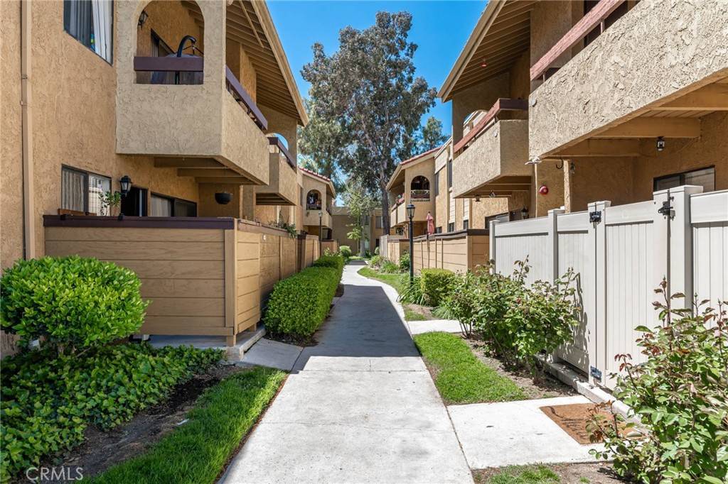 18758 Mandan ST #1609, Canyon Country, CA 91351