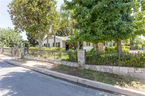 Sunland, CA 91040,10568 Wheatland AVE