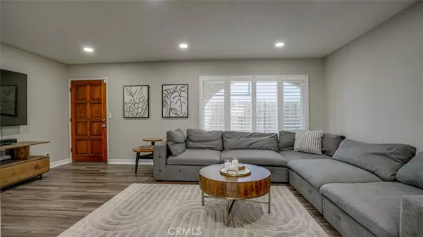 Sherman Oaks, CA 91423,13142 Riverside DR #2