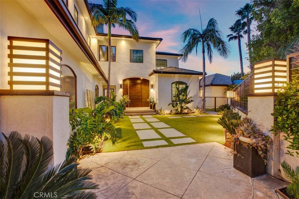 Burbank, CA 91504,3309 Wedgewood LN