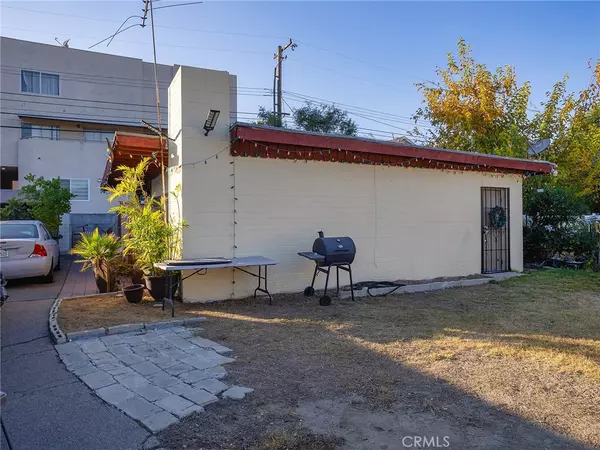 Burbank, CA 91504,2309 N Niagara ST