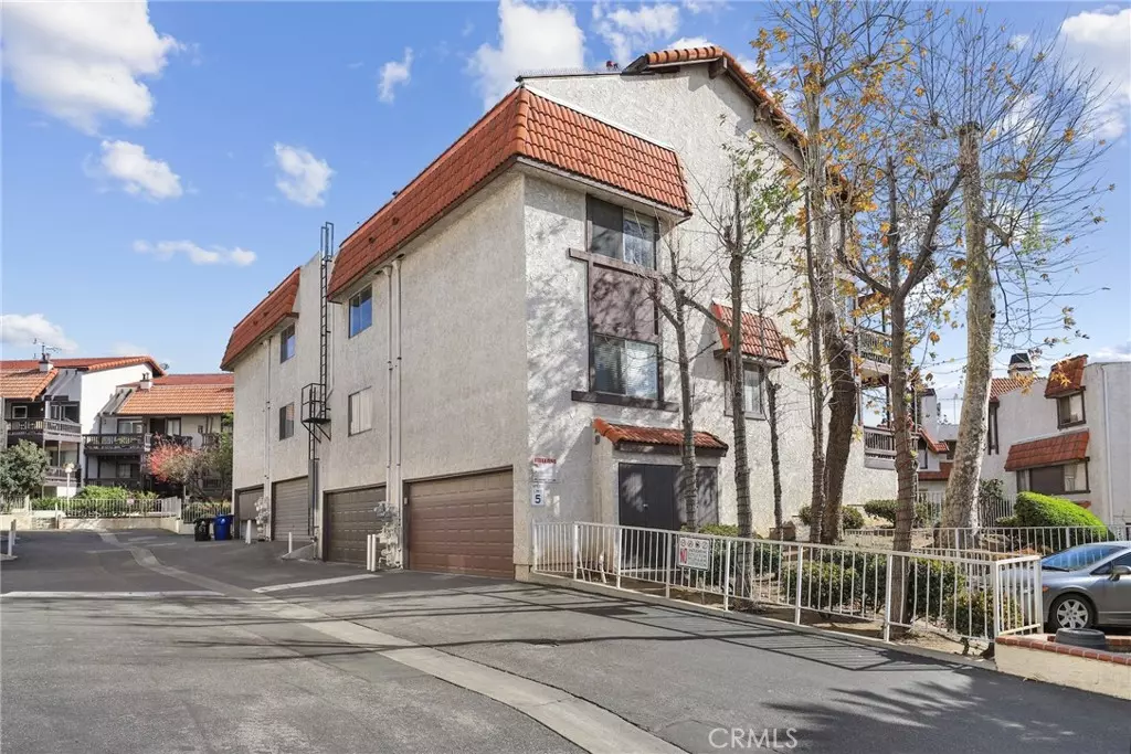 Pacoima, CA 91331,12330 Osborne ST #84