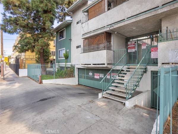 North Hills, CA 91343,9038 Orion AVE #206