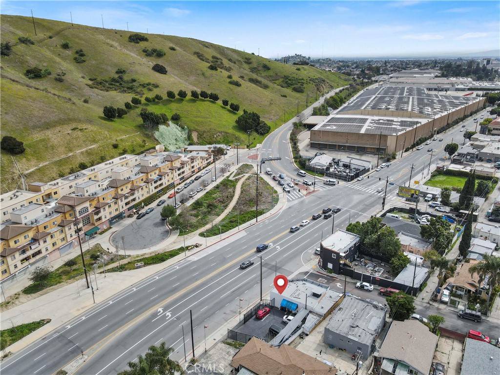 Los Angeles, CA 90032,4203 Huntington DR N