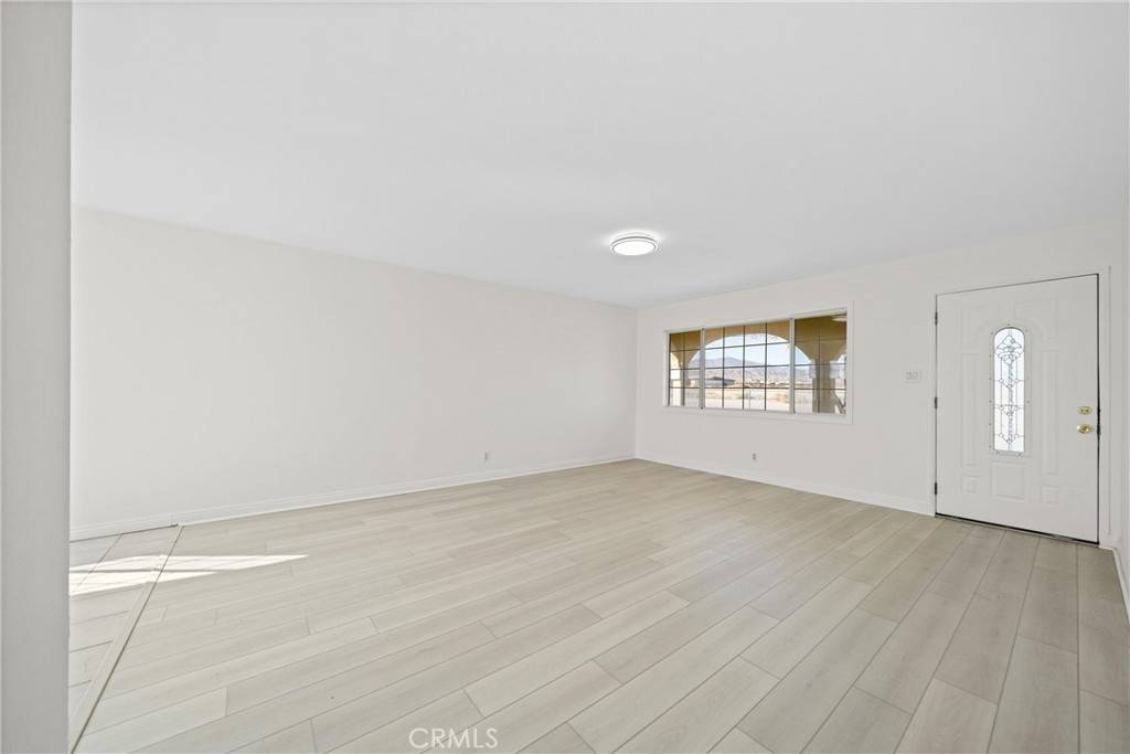 Palmdale, CA 93550,39322 10th ST E