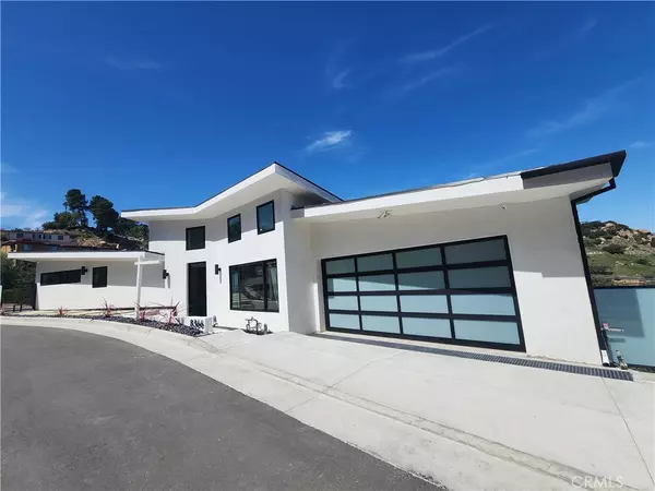 8366 Hillcroft DR, West Hills, CA 91304