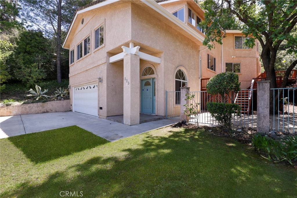 Thousand Oaks, CA 91361,272 Manzanita LN