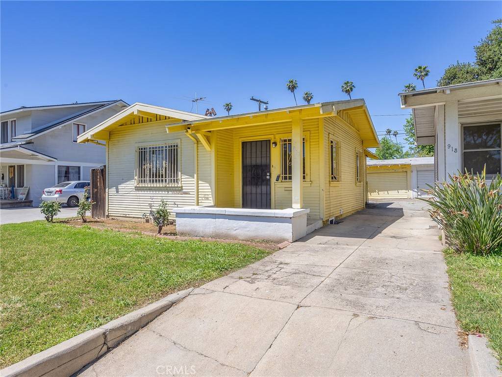 Alhambra, CA 91801,911 N Dos Robles PL