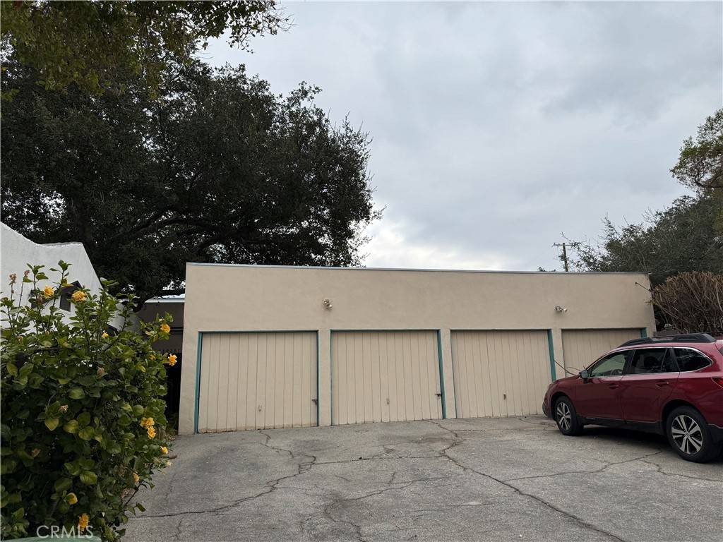 Sunland, CA 91040,10438 Scoville AVE