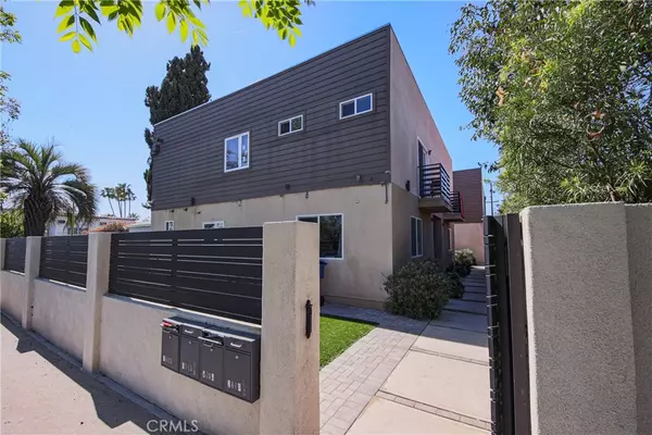North Hollywood, CA 91605,7443 Troost AVE