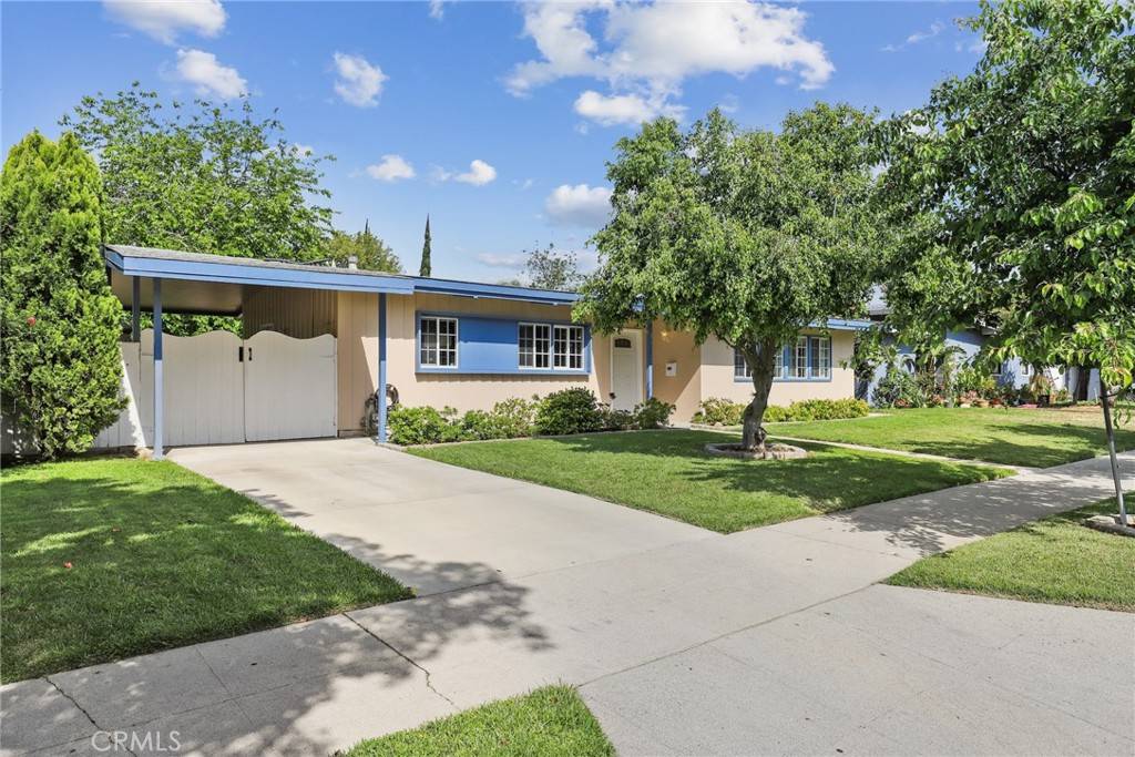 7837 Melvin AVE, Reseda, CA 91335