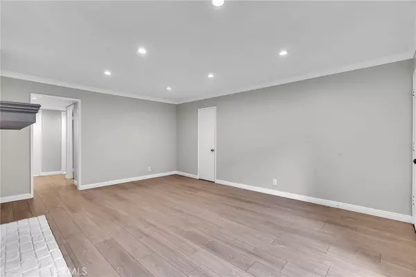 Sun Valley, CA 91352,8641 Glenoaks BLVD #107