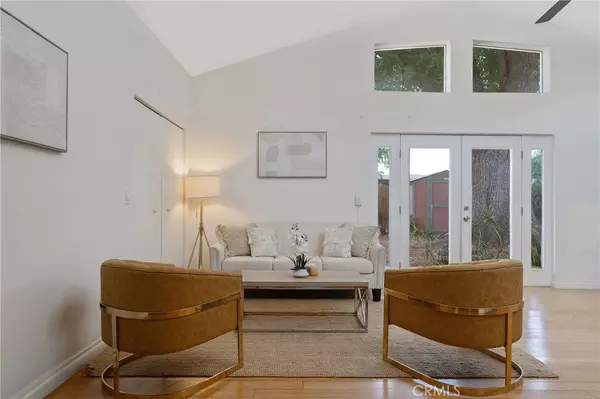 Panorama City, CA 91402,8521 Ranchito AVE