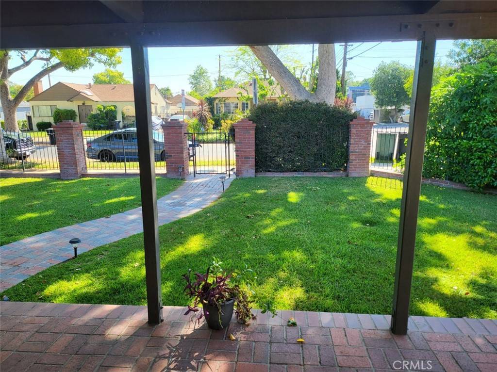 Burbank, CA 91506,532 N Reese PL