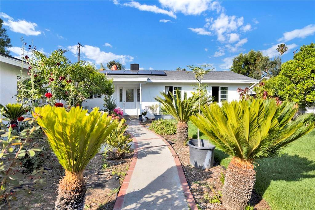 Sylmar, CA 91342,11524 Brussels AVE