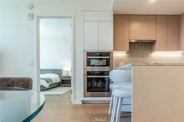 877 Francisco ST #1512, Los Angeles, CA 90017